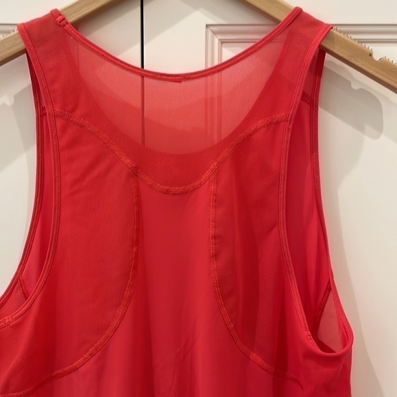 Lululemon Coral Tank top with Mesh Inserts—Pretty & Lightweight—Excellent Cond. - Picture 5 of 6